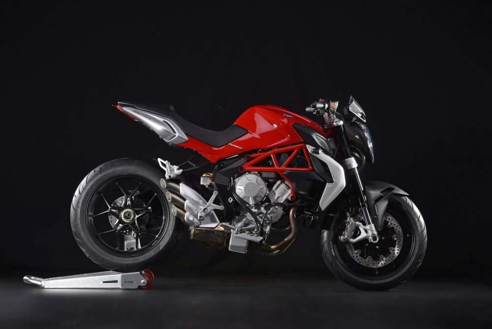 2015 MV Agusta Brutale 800 Tanıtımı | Motorcular.com