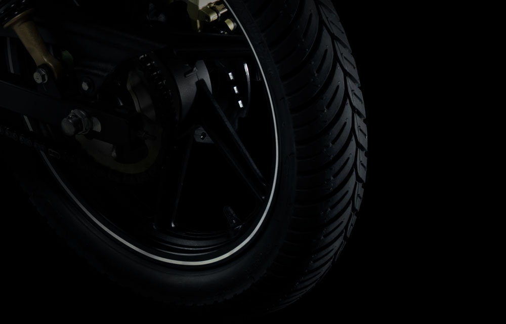 apache 180 back tyre price