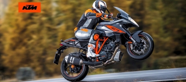 Yenilenen KTM Super Duke GT Test Edilirken Görüntülendi