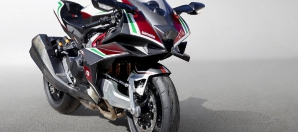 Yeni Bimota Tesi H2 Kawasaki H2'nin Tahtına Oturuyor