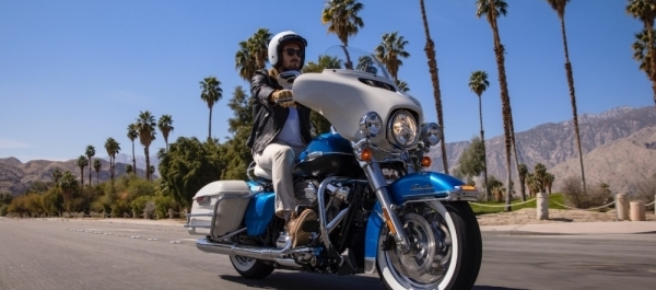 Harley-Davidson Electra Glide Revival Modeli Sunuldu