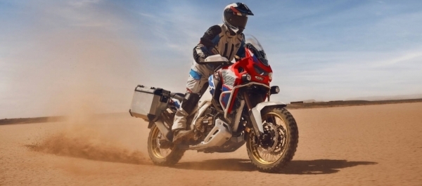 Honda Africa Twin için Yeni Renk Seçenekleri Sunuldu