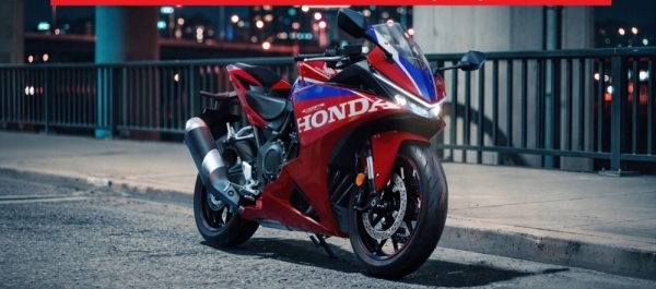Honda CBR500R FOUR: 4 Silindirli Yeni Supersport
