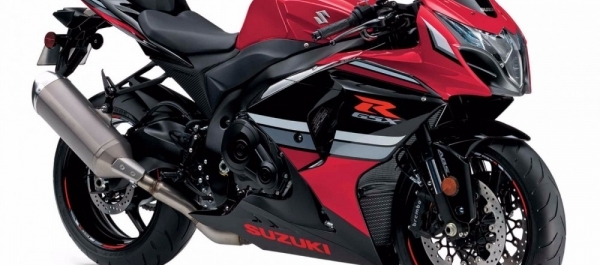 Suzuki 2016 Hatıra Sürümü GSX-R1000'i Tanıttı