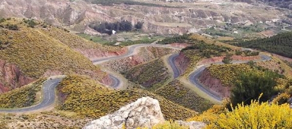 Dağ Dönemeçleri (Hairpins)