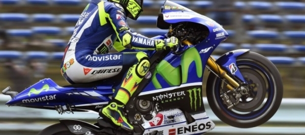 2015 MotoGP Assen – Rossi Kazandı, Marquez'e Geçit Vermedi!