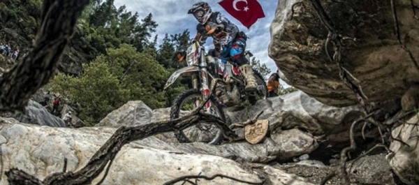 Efsane Endurocular 6. Kez Kemer'de