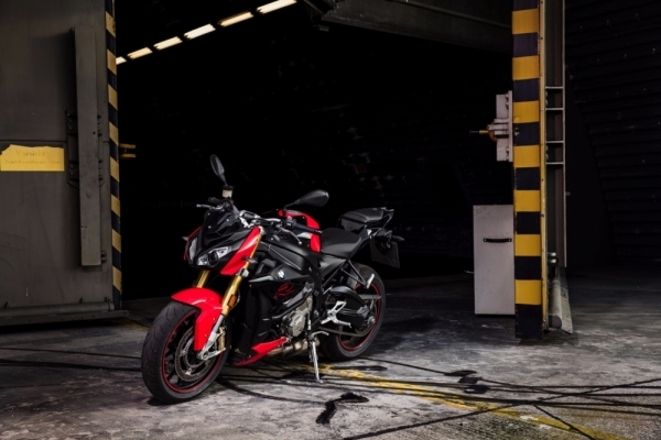 BMW S 1000 R