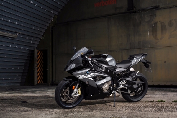 BMW S 1000RR