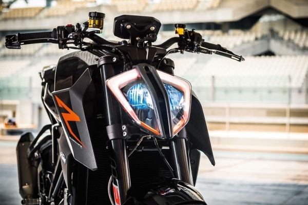 2017 KTM 1290 Super Duke R 