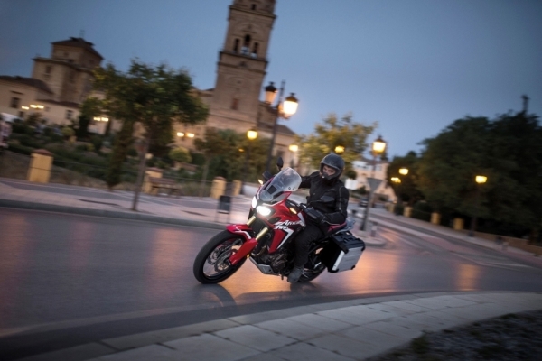 Africa Twin 2016