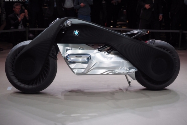 BMW Vision Next 100