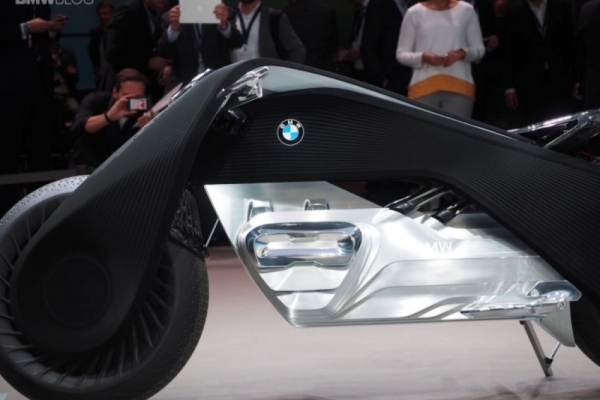 BMW Vision Next 100