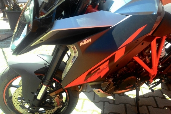 1290 Super Duke GT