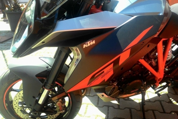 1290 Super Duke GT