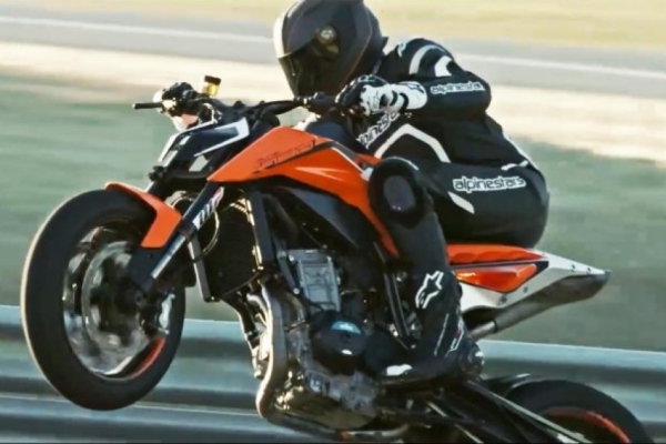 KTM 790 Duke