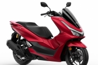 Honda PCX 125 Yenilendi: TFT Ekranlı Versiyon Sunuldu