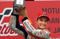 Pedrosa'dan İlk Zafer!