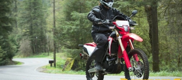 Yeni Honda CRF450L'deki Detaylar